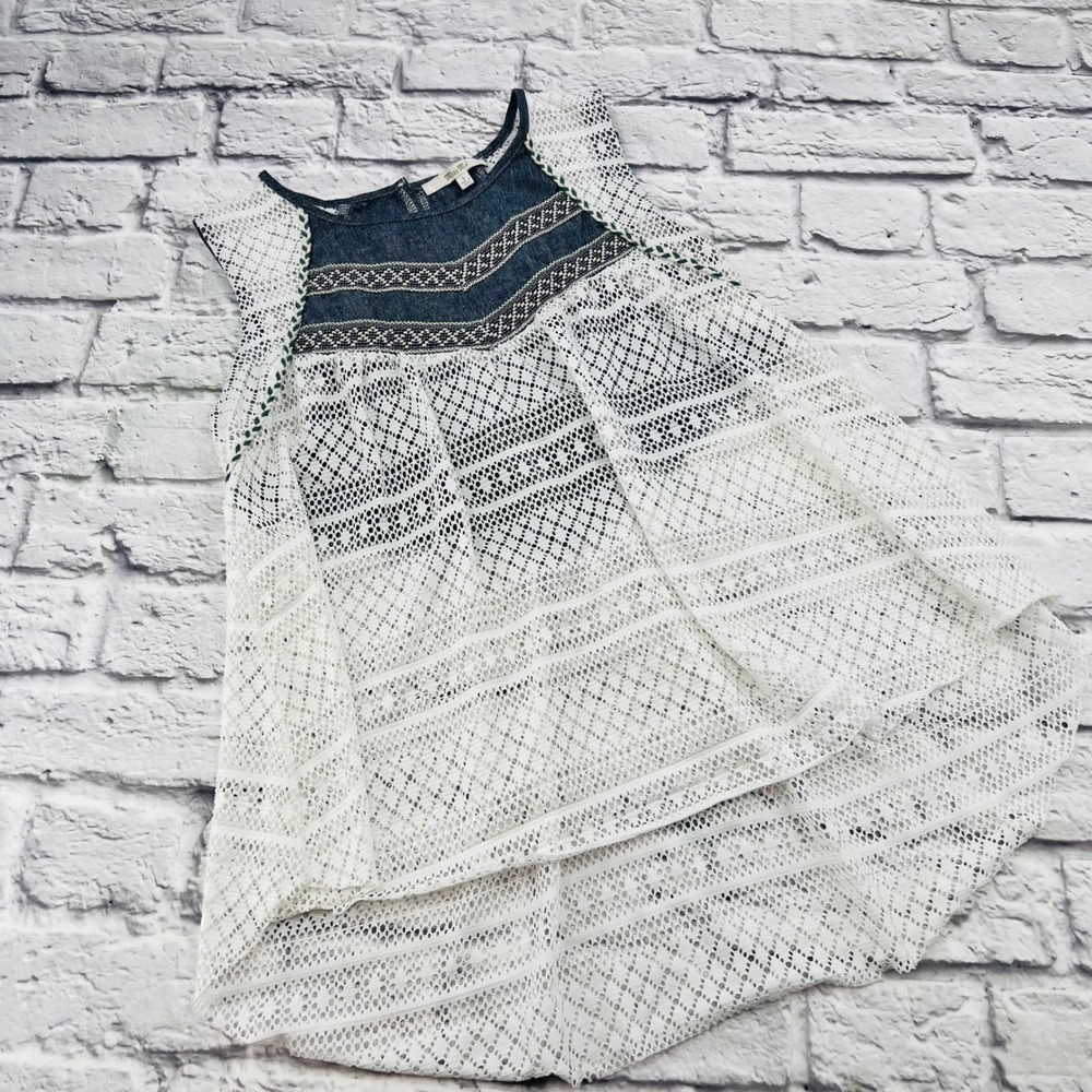 Miss Me Womens Tank Top L Chambray Lace Blue White Summer Casual Sleeveless